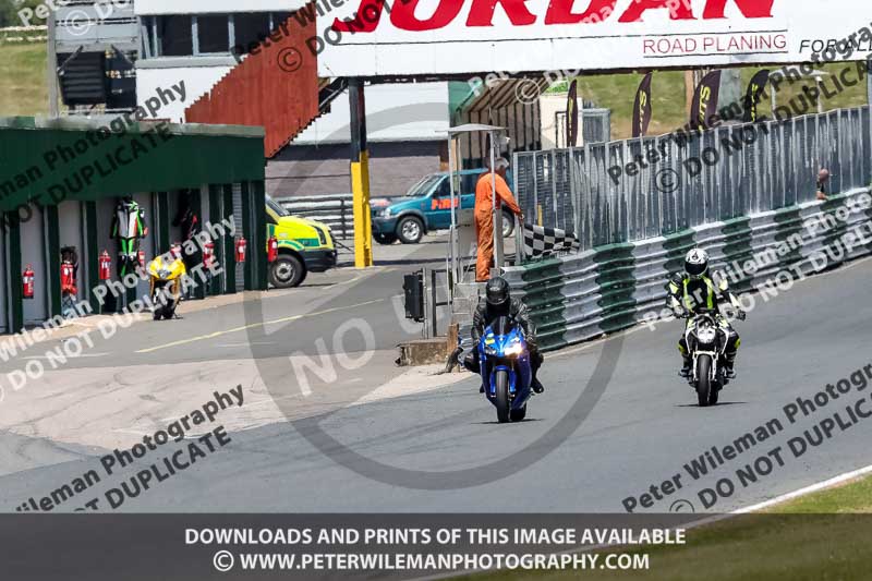 enduro digital images;event digital images;eventdigitalimages;mallory park;mallory park photographs;mallory park trackday;mallory park trackday photographs;no limits trackdays;peter wileman photography;racing digital images;trackday digital images;trackday photos